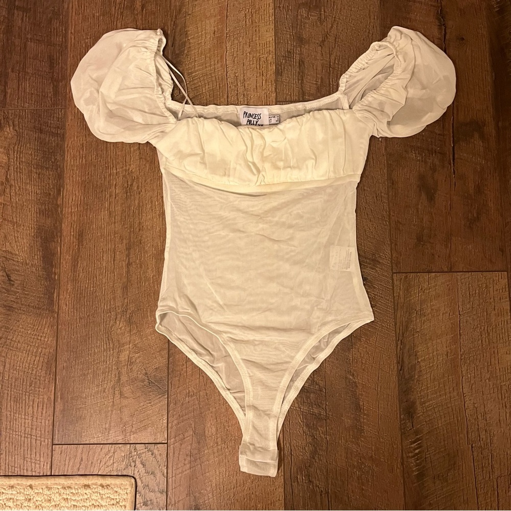 Princess Polly White Mesh Bodysuit (size 6)